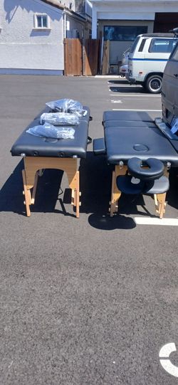 PORTABLE FOLDABLE MASSAGE TABLES BRAND NEW 70.OO DOLLARS