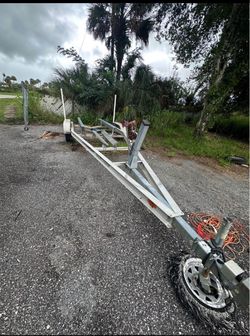 Dual axel aluminum boat trailer