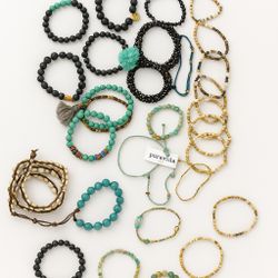 Beaded Bracelet Sets – Stylish & Unique! 
