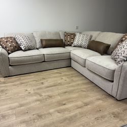 FREE DELIVERY 3-Piece Sectional Brand New