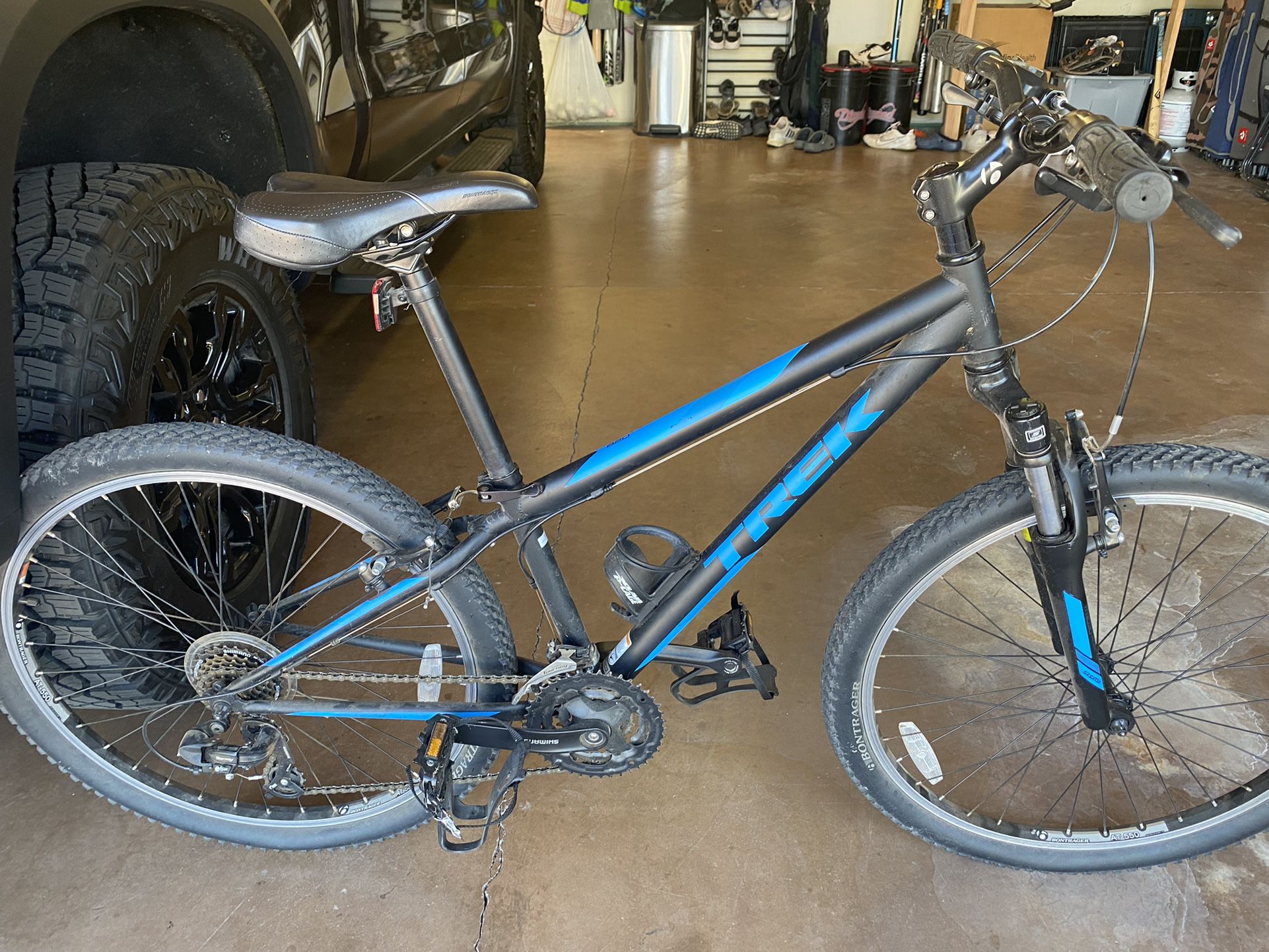 Trek 820 Mountain Bike - 13” Small Frame