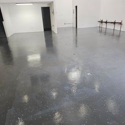 $499 Beautiful Glossy Epoxy Garage Floor Coating