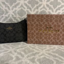 Black Coach Shoulder Bag 