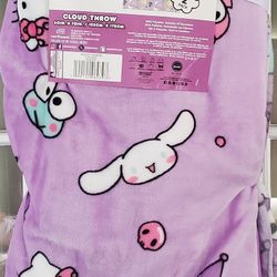 Bnwt Hello Kitty And Friends Double Blanket 
