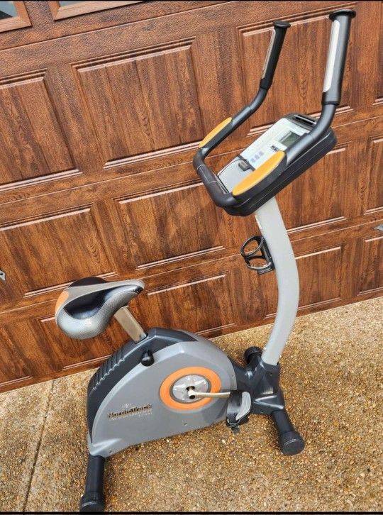 *** NORDICTRACK EXERCISE BIKE ***