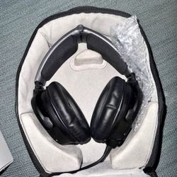 Bose A30 Bluetooth headset