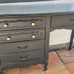 Desk / Vanity