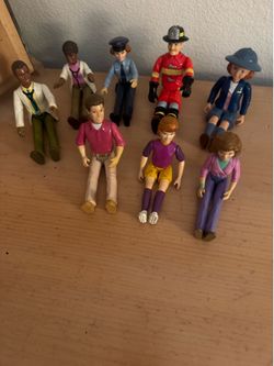 Play school Dollhouse figures Vintage  (9)   great asst.  5-6” tall  put away for years   Gently used