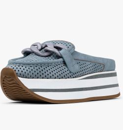 Women's NYDJ FAMOS suede sneakers, light blue, size 10.