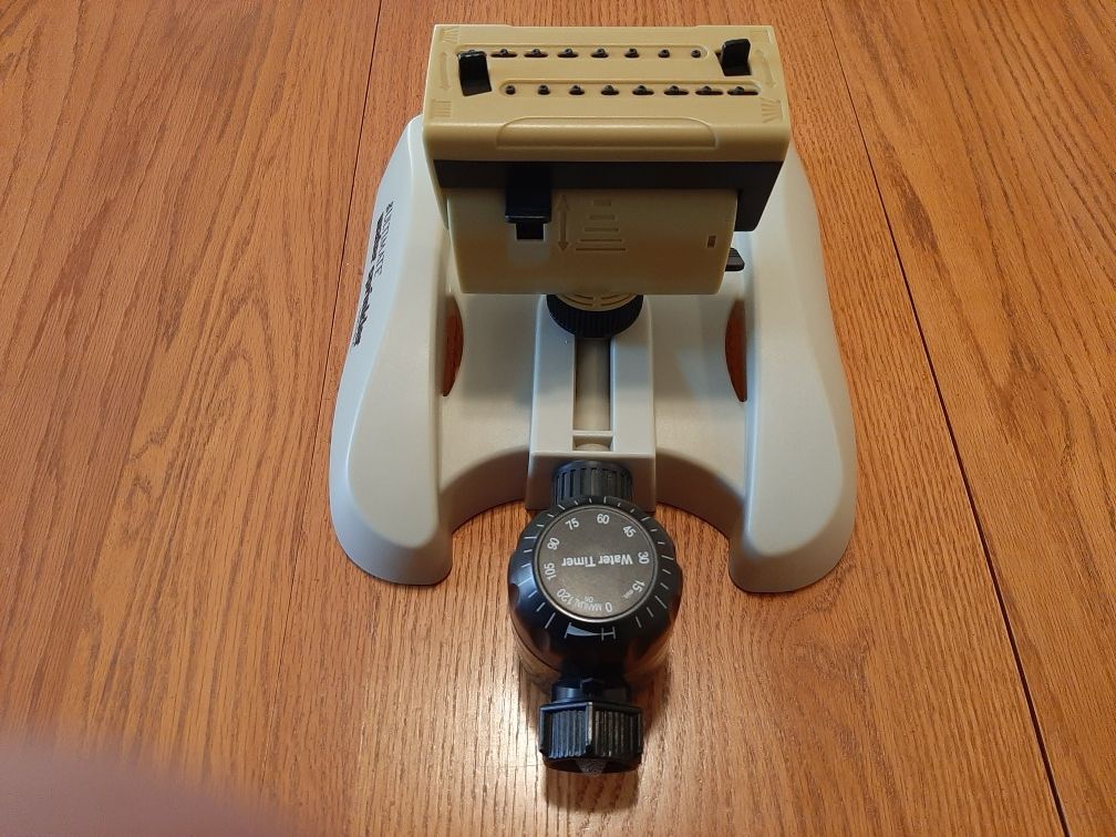 Ultimate Water Sprinkler.- Multi-Adjustable Settings