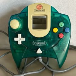 Millennium 2000 Dreamcast Controller HKT-7700