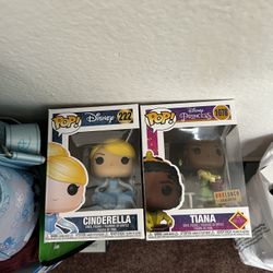 Disney Bundle Funkos And Puzzles 