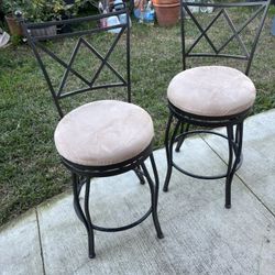 Set of 2 Metal Bar Stools