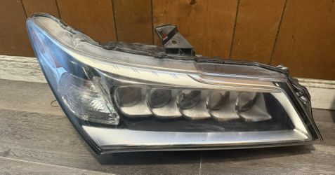 2016 Acura MDX Right headlight 
