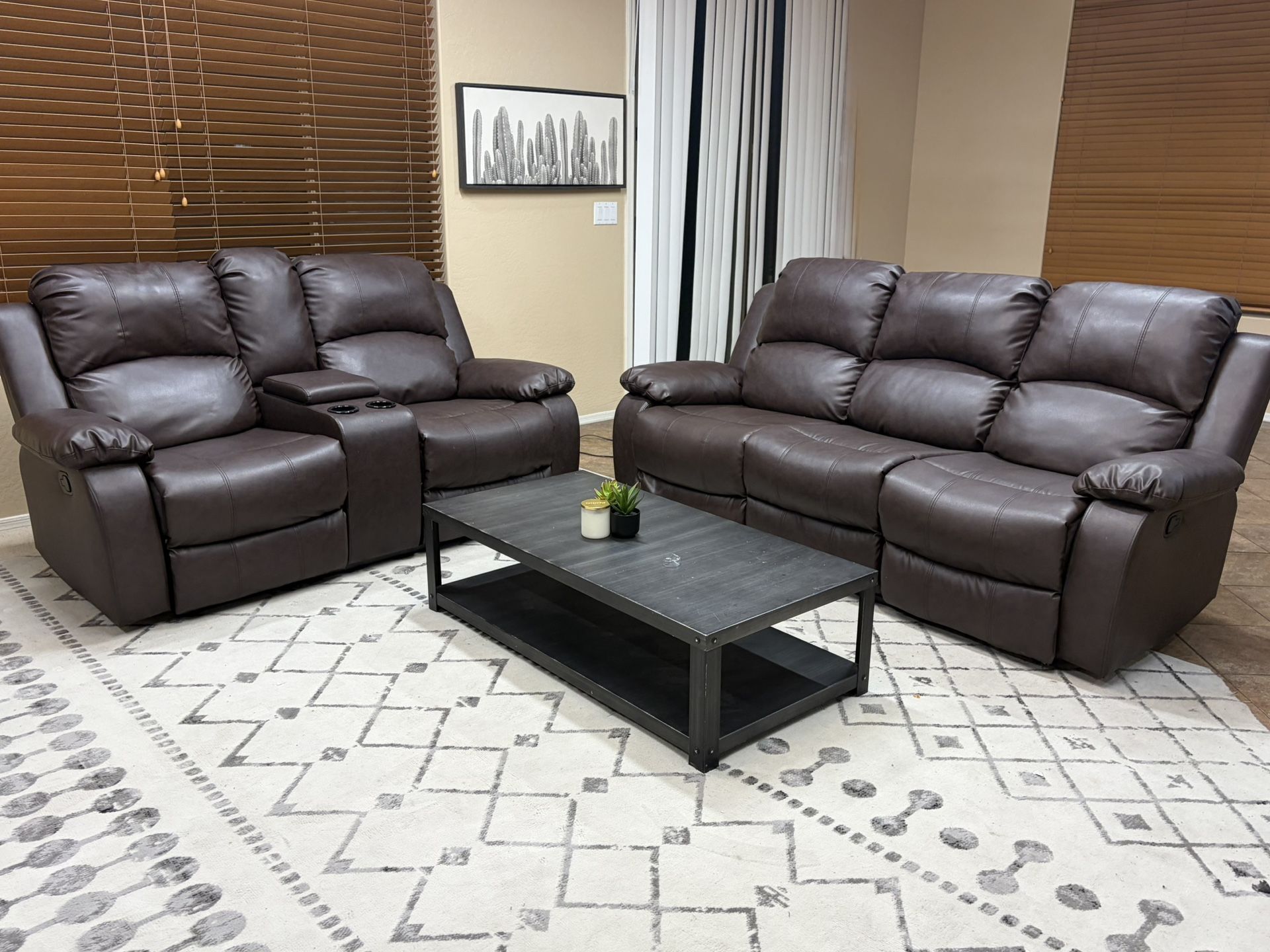 Like New Reclining Sofa & Loveseat