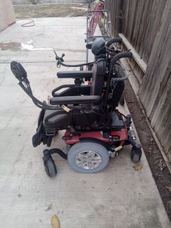 Quantum G 6 Power Chair