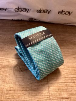 Nautica Polka Green Dot Narrow Tie.