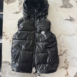 Hooded Puffer Vest