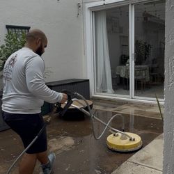 Pressure Washer