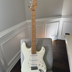 American Fender Stratocaster 