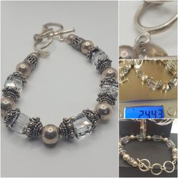 Precious, 925 Streling Silver Vintage bracelet 24.43grs, 7.5" and has extra hoops make it bigger,  Beautiful solid 925 Bracelet #769
