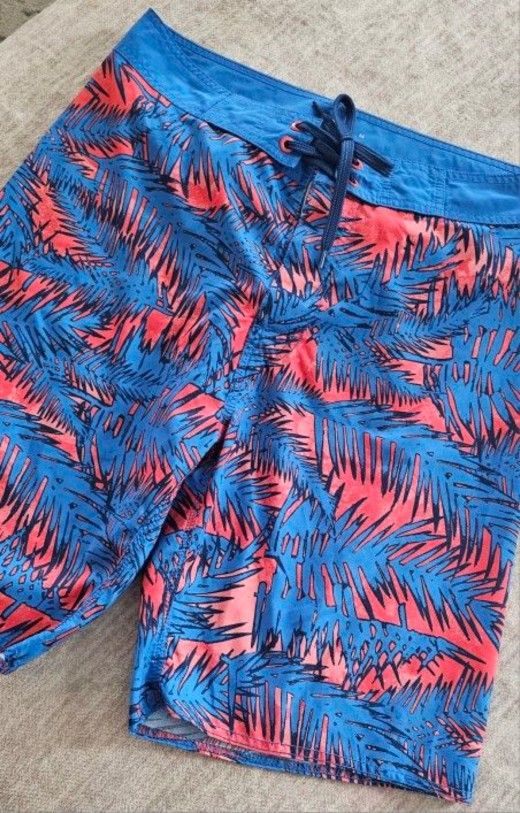 Men's Blue/Red Bathing Suit - Size Medium
