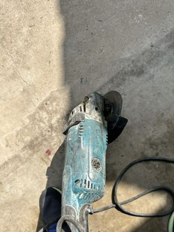 Angle grinder