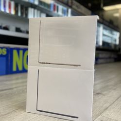 MacBook Air M3 Chip (Take It Home In Payment/ llévatelo a casa en pagos) 