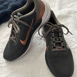 Nike Women Running Shoes size 8.5