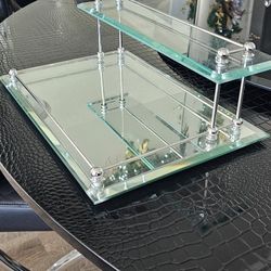 Tempered Glass Mirrored Tray – Perfect for Makeup, Perfume & Skincare Organization