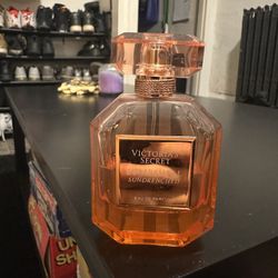 Victorias Secret Bombshell Sundrenched Perfume 