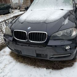 BMW X5 Black SUV 