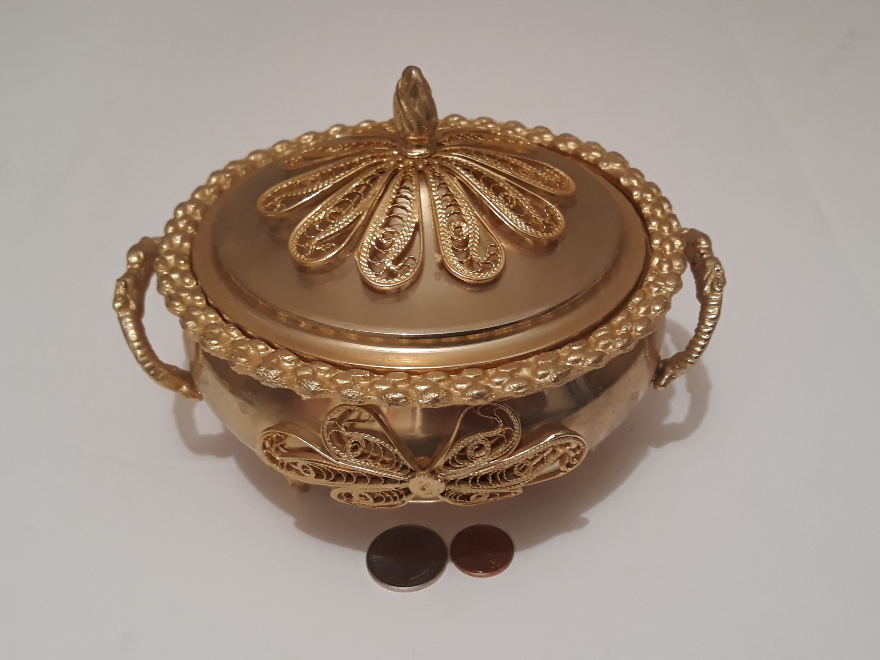 Vintage Metal Brass Storage Container, Dish, Bowl, Quality, Table Display, Dresser Display, Shelf Display, 7" x 5", Heavy Duty, This Can Be Shined Up