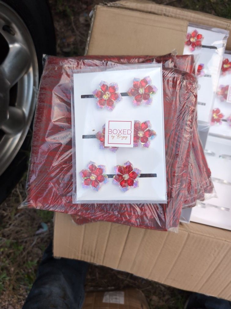 Cable Rings And Cloth For Your Silver To Roll Up In And Table Flags