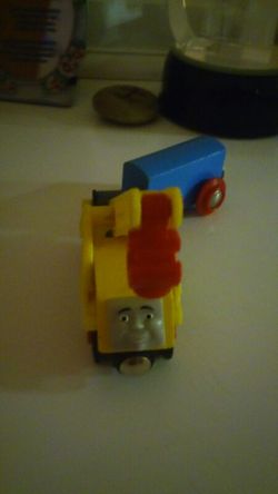 Thomas the train magnetic vehicle