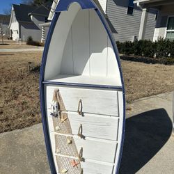 Pullboat Dresser