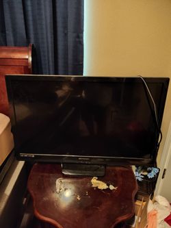 Emerson 32-in LED TV