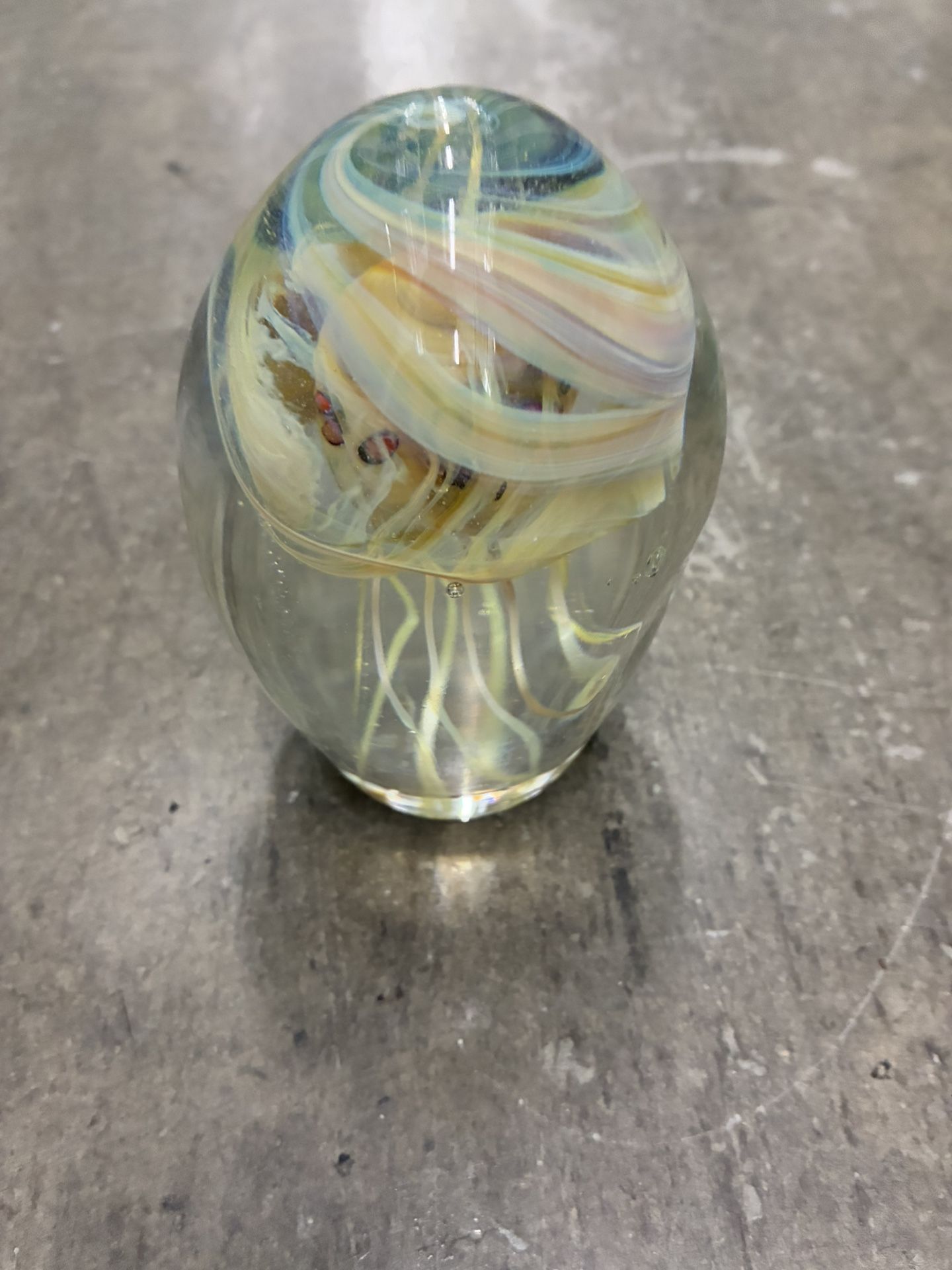 Stunning Hand blown Jellyfish Glass Paperweight Decor