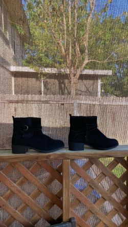 New Black Women’s Booties Size 11w