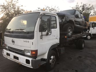Ud truck by Nissan for parts not running 6 cylinder diesel auto