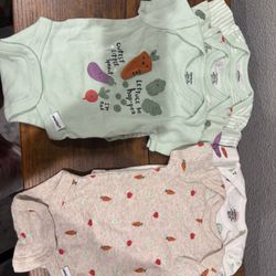 Herbert Newborn 5 Onesies