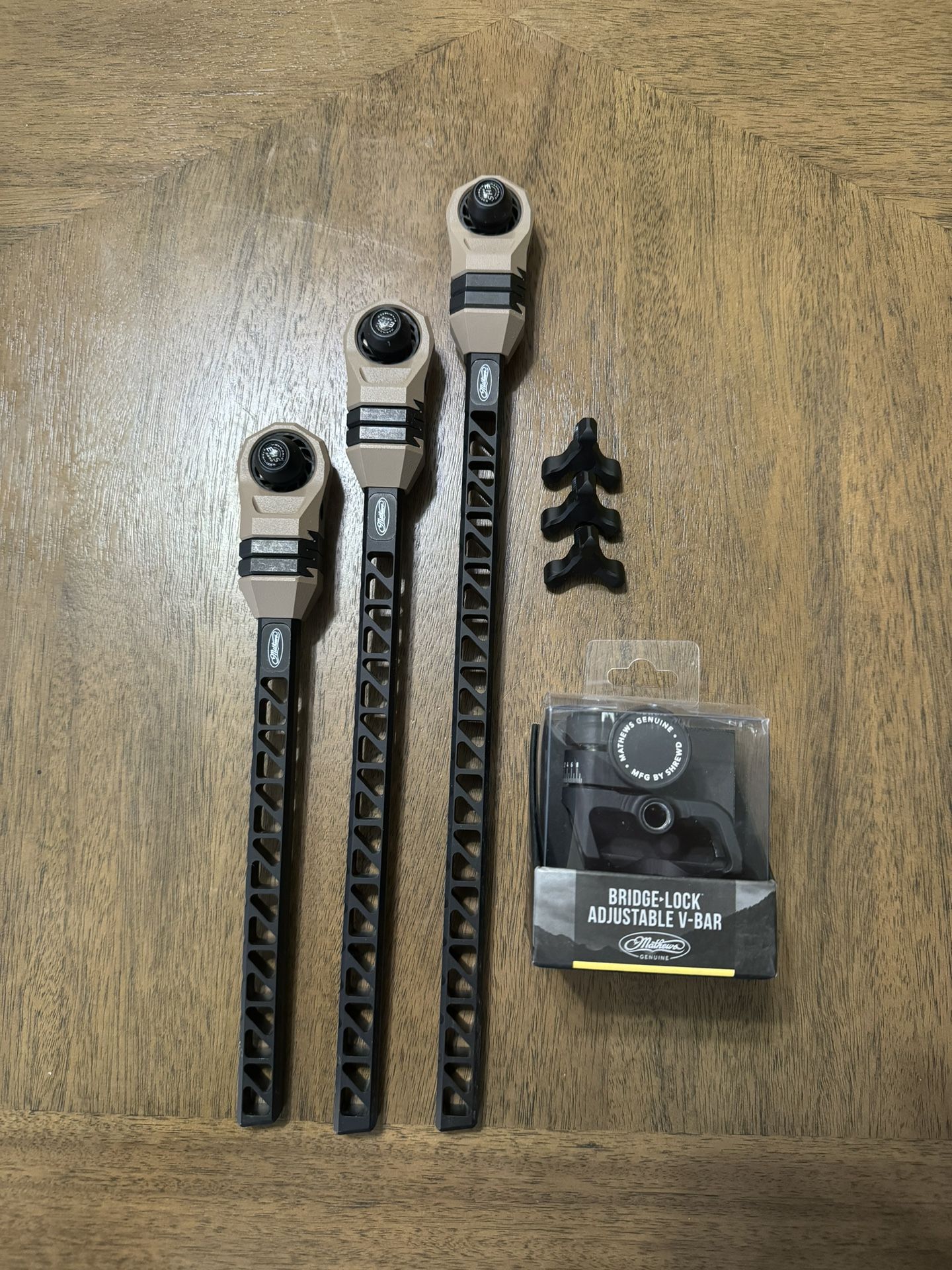Mathews Bridge-Lock Stabilizers And Adjustable V-Bar