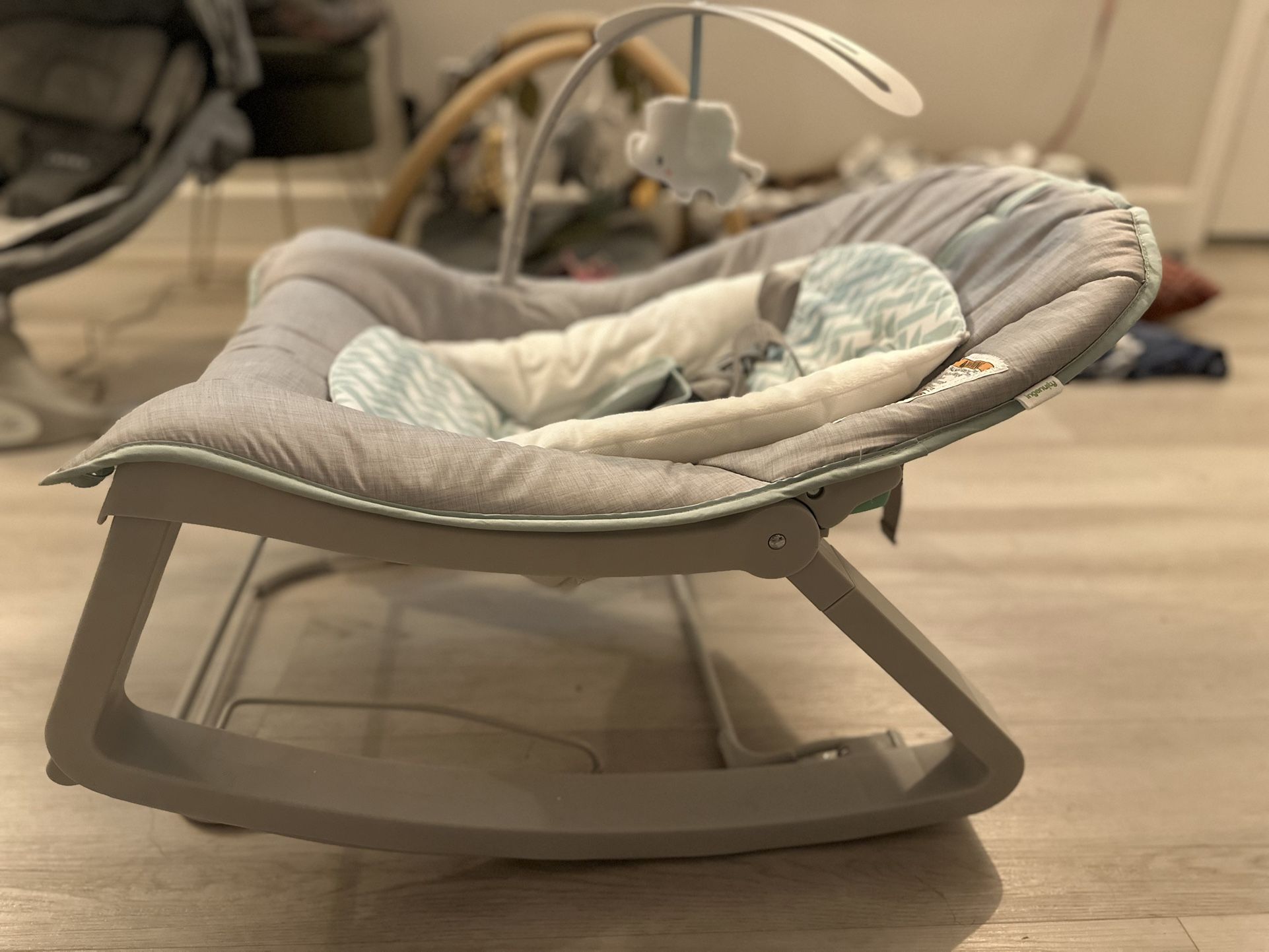 Ingenuity 3-1 Grow with me bouncer