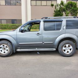 Parting out a 2007 Nissan Pathfinder 07 parts