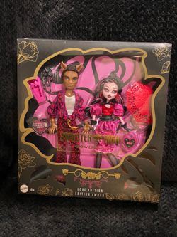 Monster High howliday love edition Draculaura and Clawd