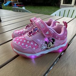Minnie Mouse Kids Lightup Sneakers SZ NEW!