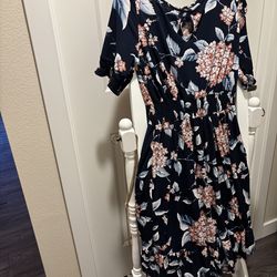 Long dress  price is firm