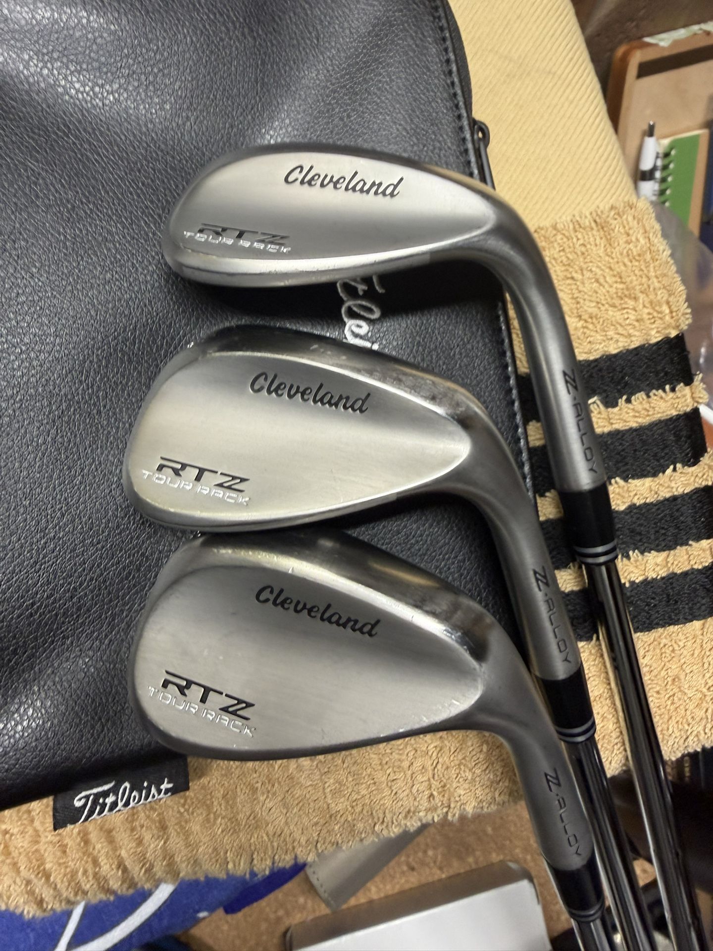 Cleveland RTZ Tour Rack Wedges for Sale in Newport Beach, CA - OfferUp