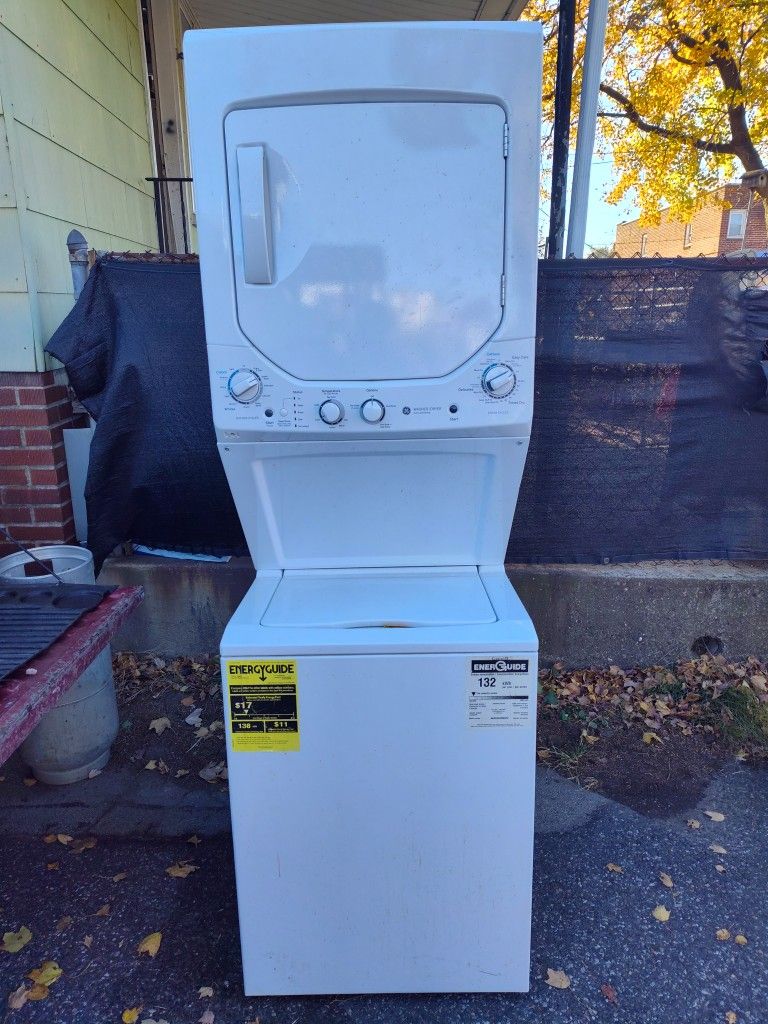 GE STACKABLE WASHER@DRYER