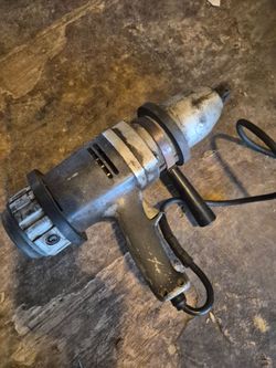 Electric 1inch socket wrench works good $35 firm